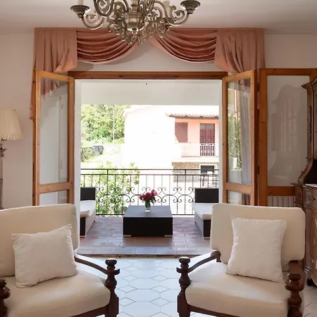 Casa Indipendente Con 3 Hébergement de vacances