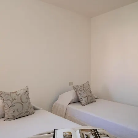 Casa Indipendente Con 3 * Sant'Antonio di Gallura